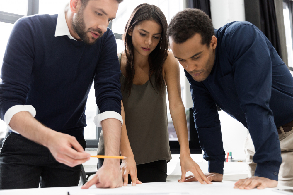 Luxury Project Manager Job Salary Education Isal Paris